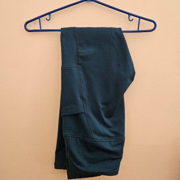 2/$15 EXCELLENT CONDITION RBX and 90 Degree leggings medium - Picture 8 of 15